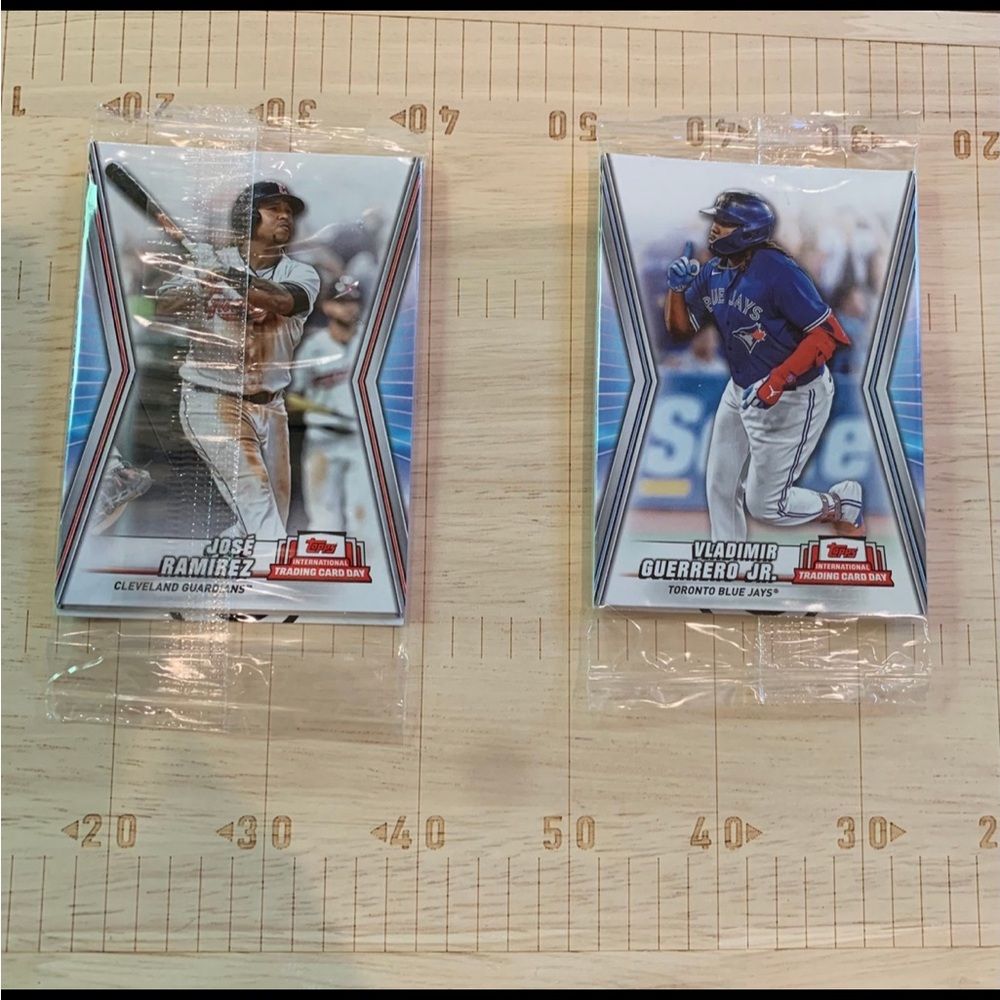 Topps International Trading Day Packs